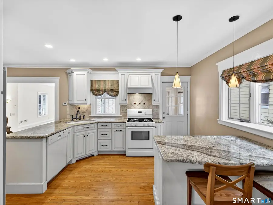 52 Stuyvesant Avenue, New Haven, CT 06512 - #2