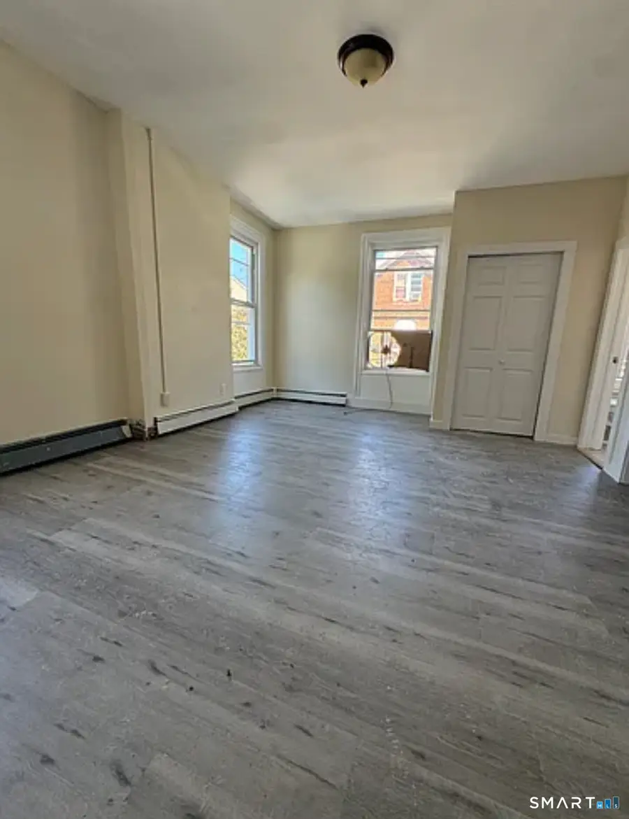 35 Cliff Street, Norwich, CT 06360 - #3