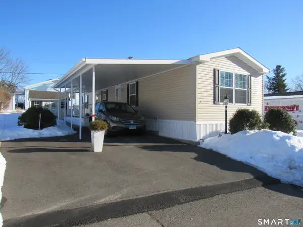 7 Blueberry Lane, Plymouth, CT 06786