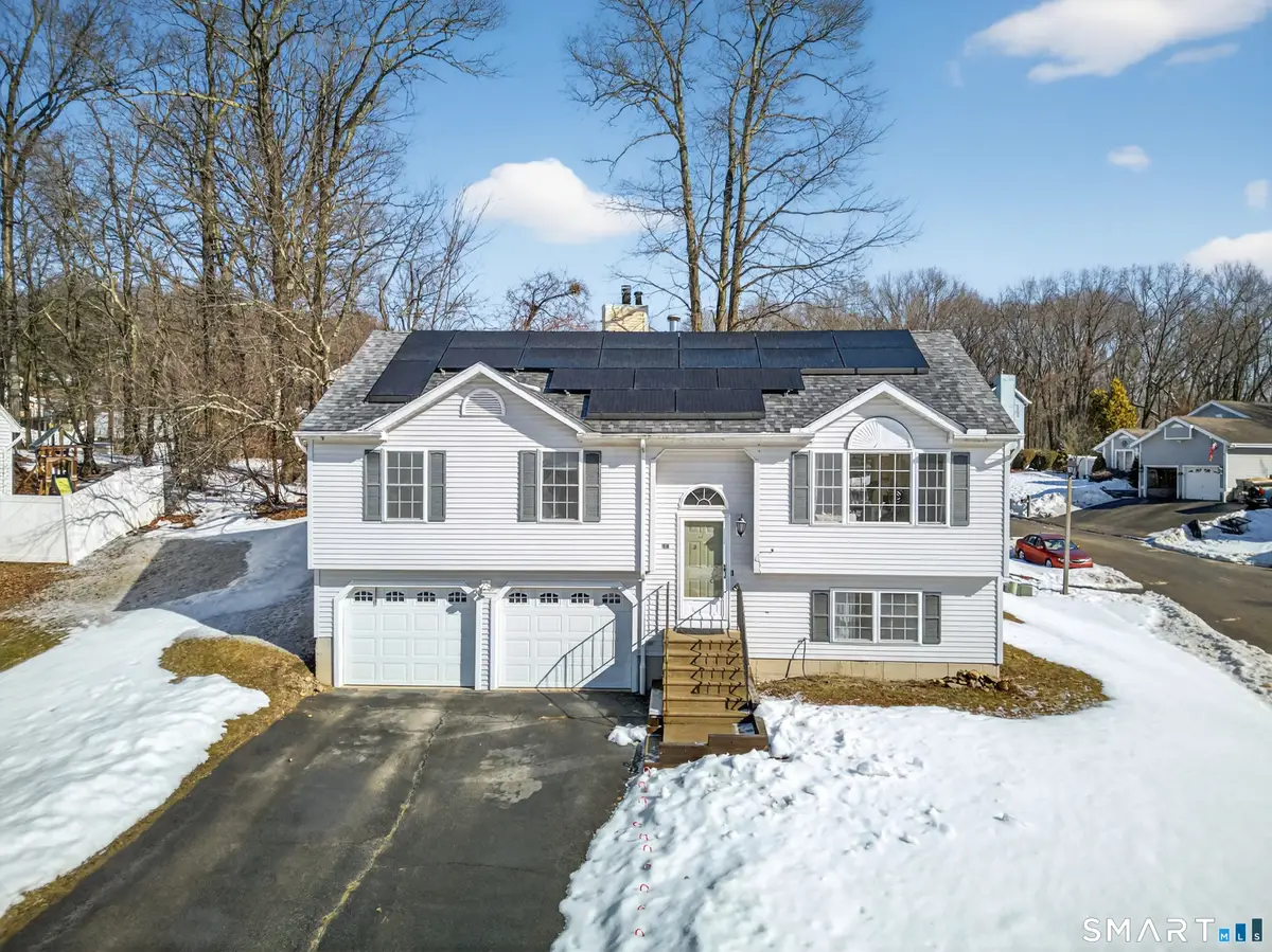 19 Running Brook Drive, Waterbury, CT 06704 - #1