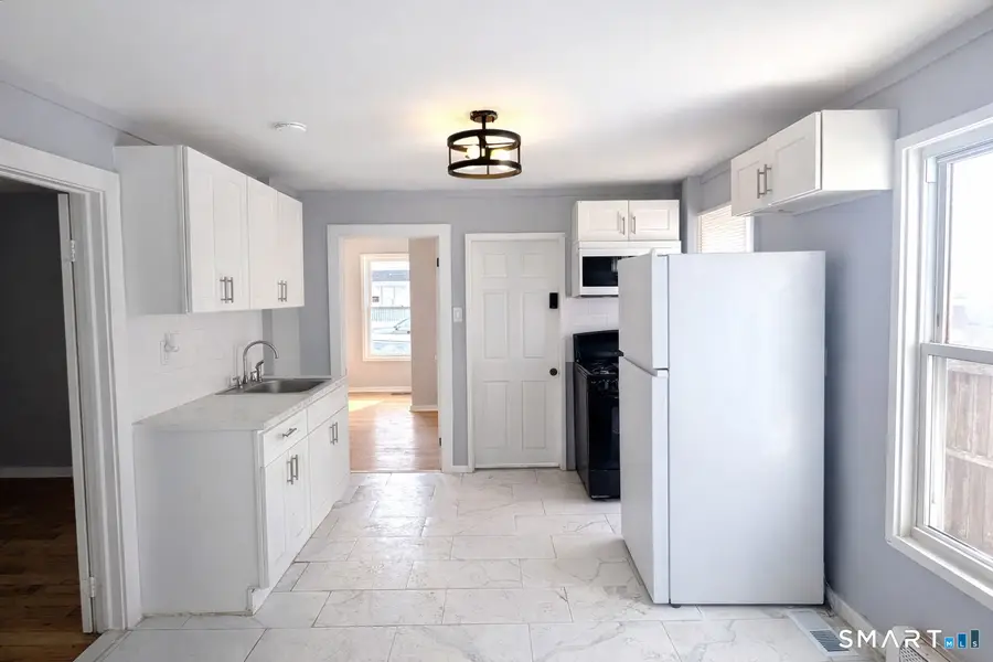 35 Saltonstall Avenue, New Haven, CT 06513 - #2