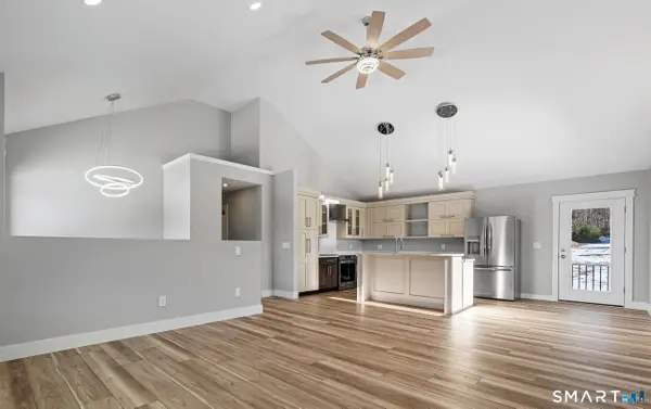 121 New Road, Thompson, CT 06277