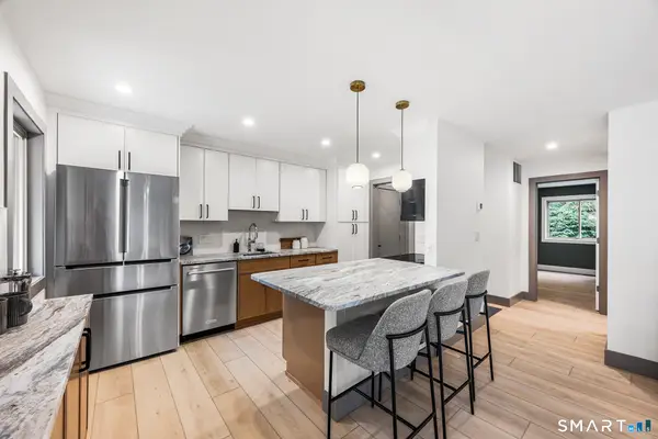 9 Carriage Drive #9, Simsbury, CT 06070