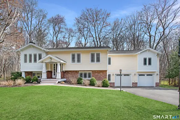 61 Ashbee Lane, Ridgefield, CT 06877