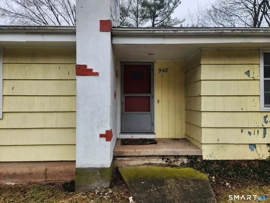 948 Old Colony Road, Meriden, CT 06450 - #2