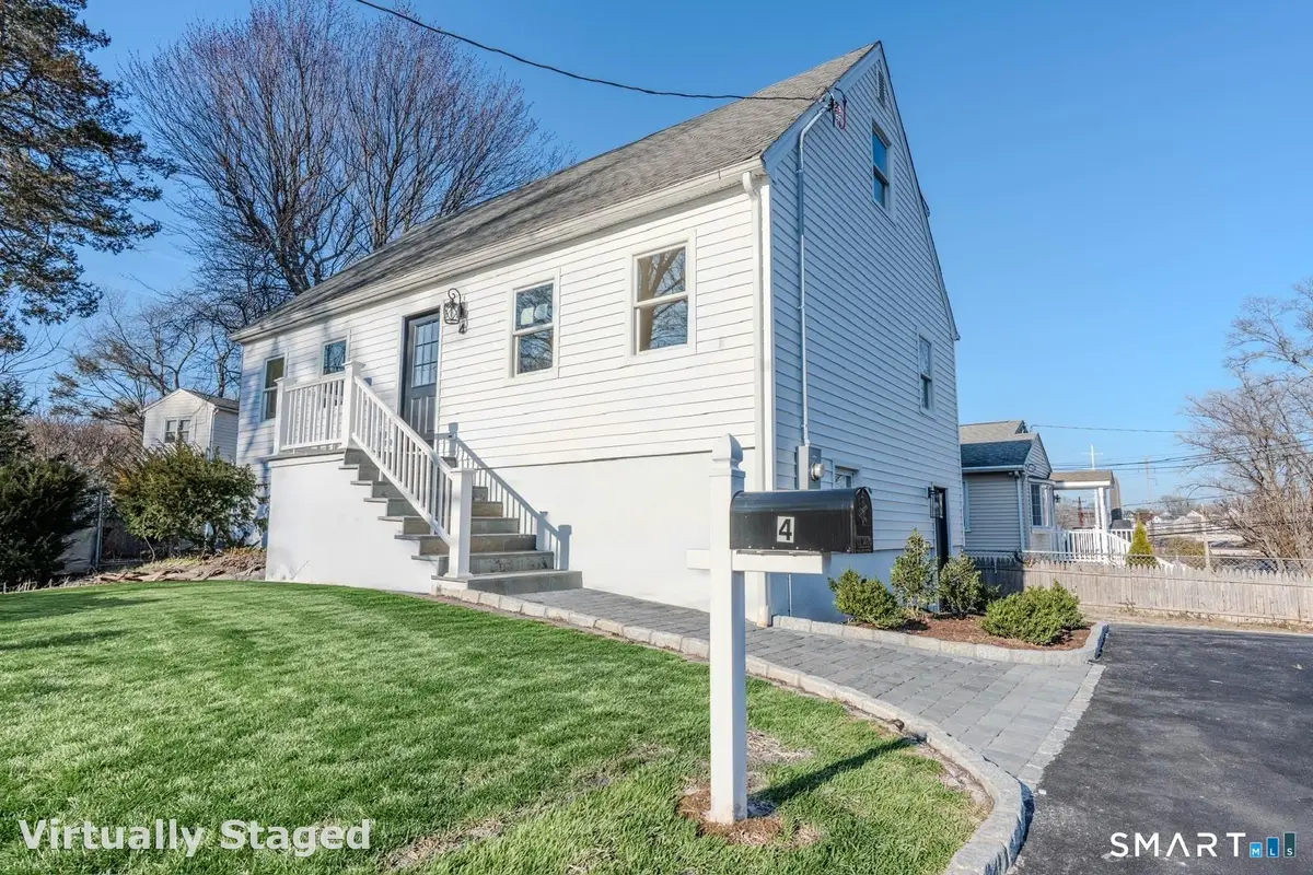 4 Robins Square East, Norwalk, CT 06854 - #1