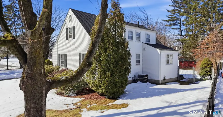 21 Echo Lane, West Hartford, CT 06107 - #3