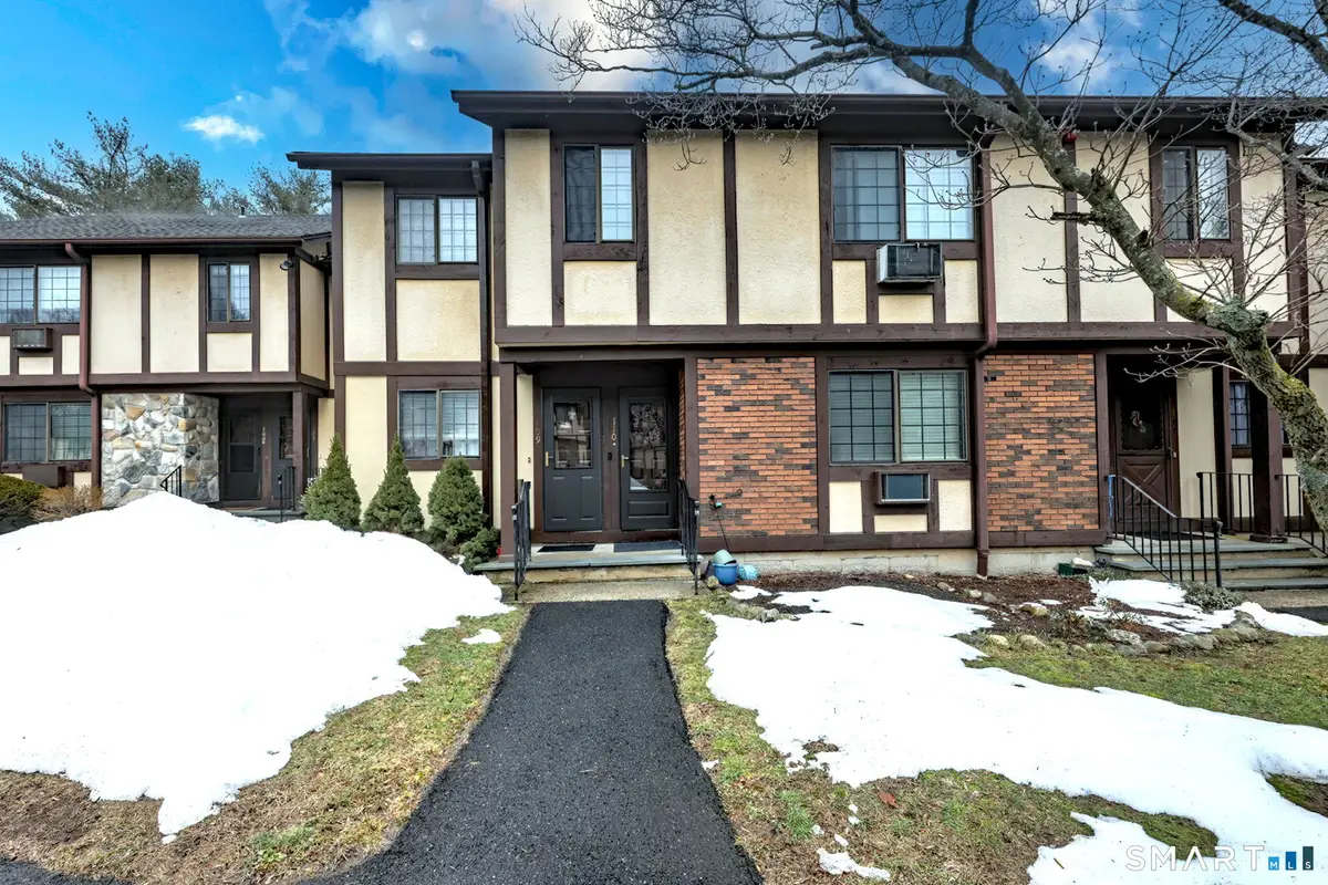 110 Foxwood Close #110, Milford, CT 06461 - #1