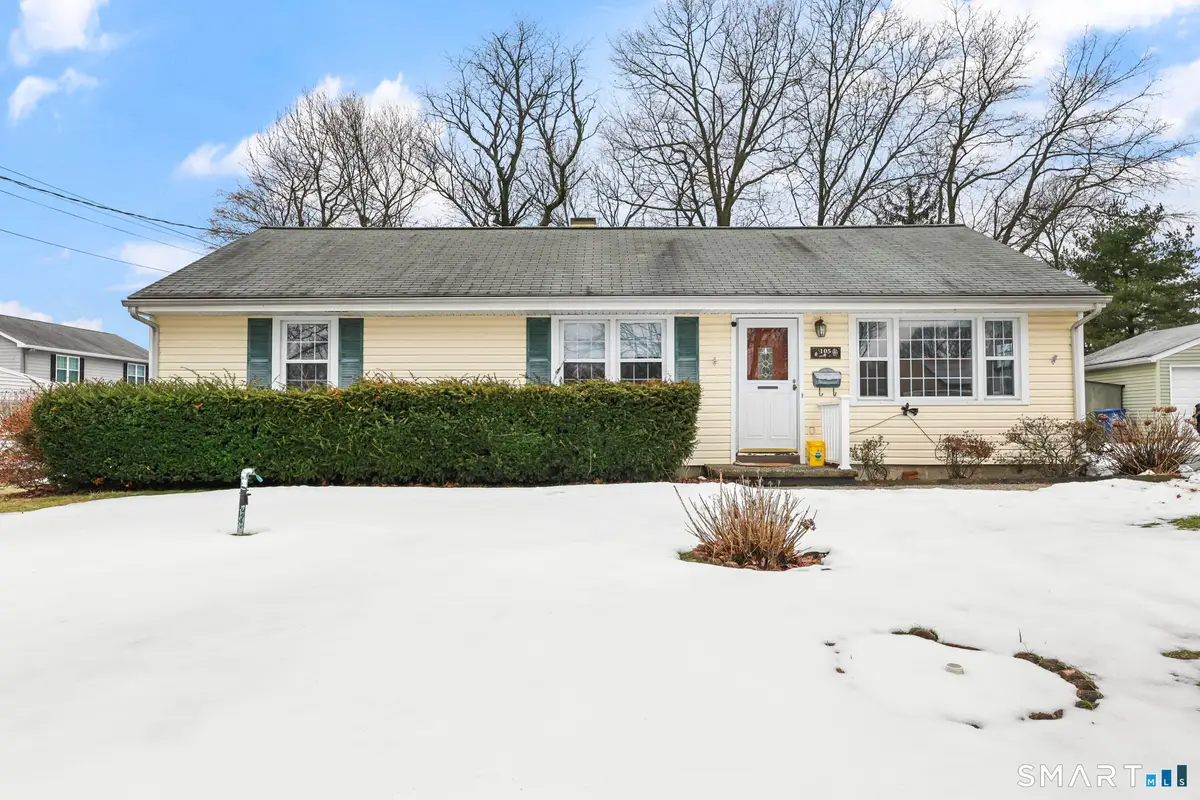 105 Daniel Drive, Bridgeport, CT 06606 - #1