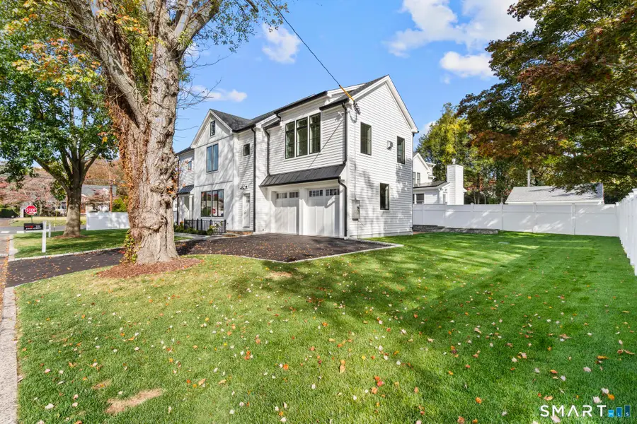 706 Judd Street, Fairfield, CT 06825 - #3