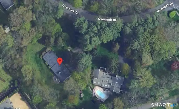 24 Overlook Drive, New Canaan, CT 06840