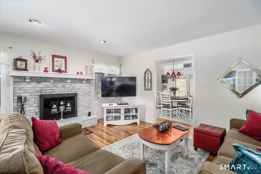 22 Flintlock Drive, Danbury, CT 06811 - #3