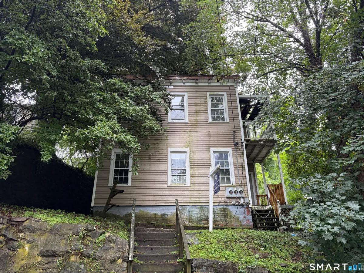 11 Division Street, Norwich, CT 06360 - #1