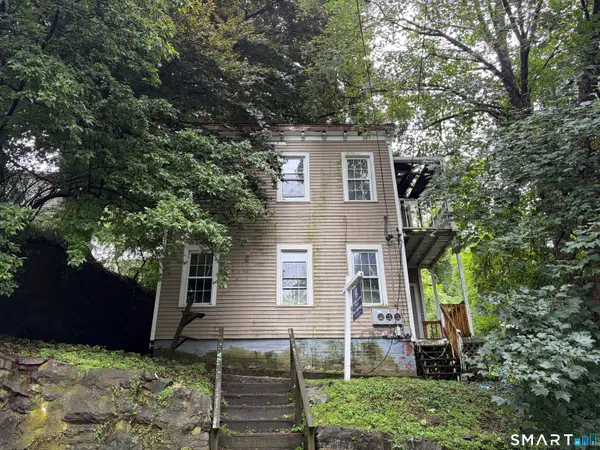 11 Division Street, Norwich, CT 06360
