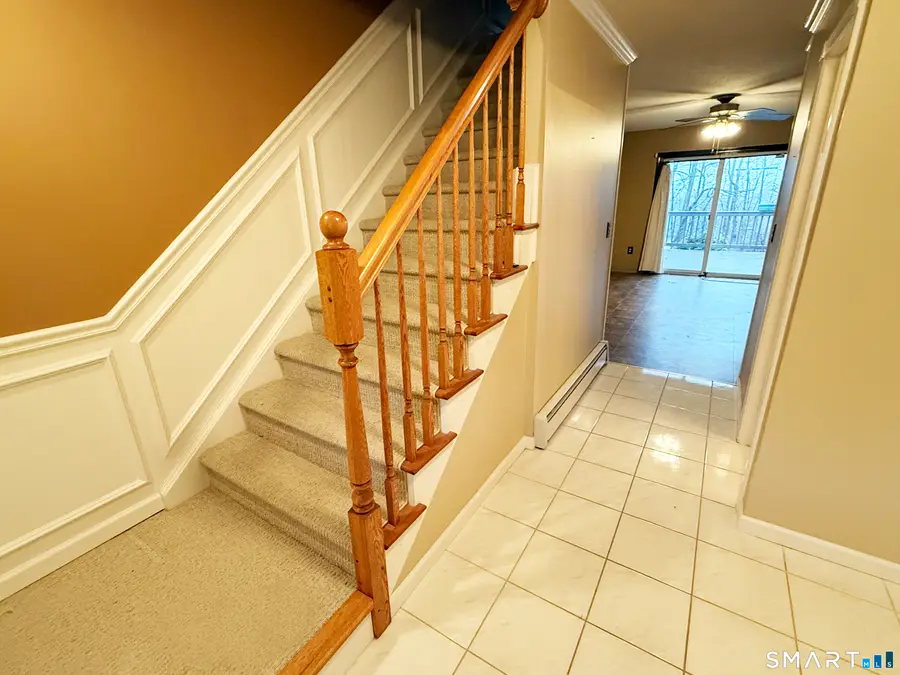 26 Geraldine Drive, Naugatuck, CT 06770 - #2