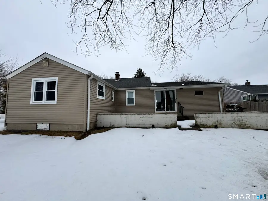 10 Hamilton Court, Enfield, CT 06082 - #2