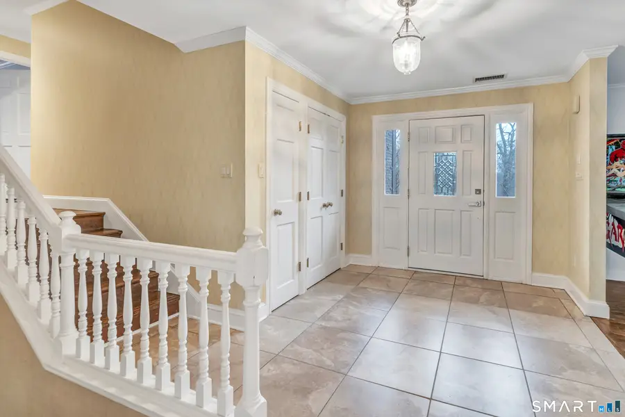 10 White Oak Farm Road, Newtown, CT 06470 - #3