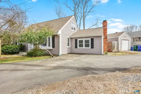 5 Sanford Place, Stratford, CT 06615