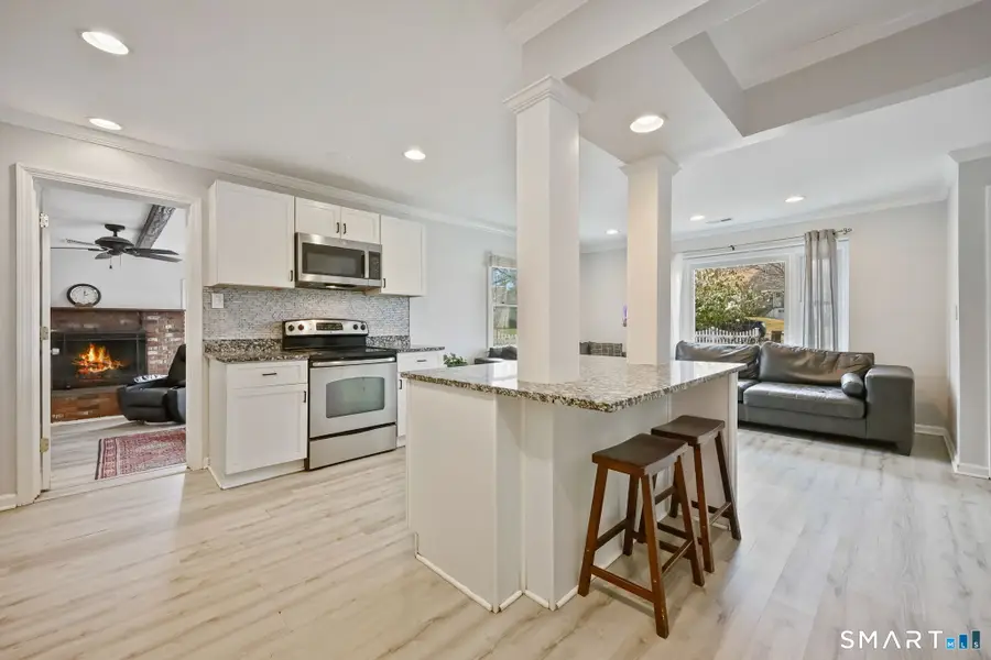 5 Sanford Place, Stratford, CT 06615 - #3