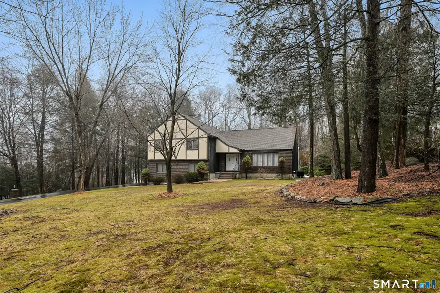 7 Rolling Ridge Court, Prospect, CT 06712 - #2