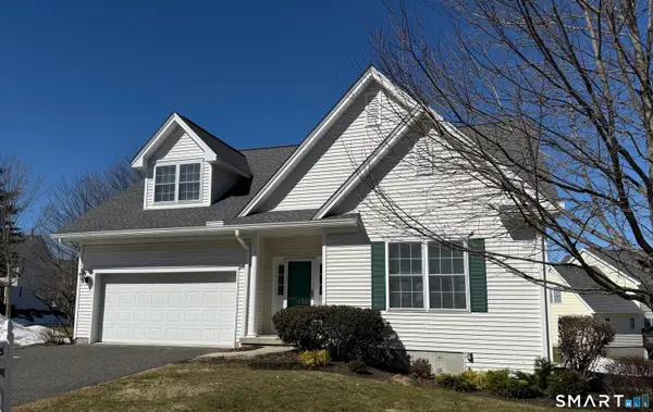 135 Logging Trail Road #135, Danbury, CT 06811