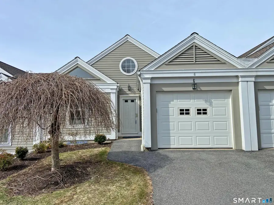 8 Saint George Place #8, Newtown, CT 06482 - #2