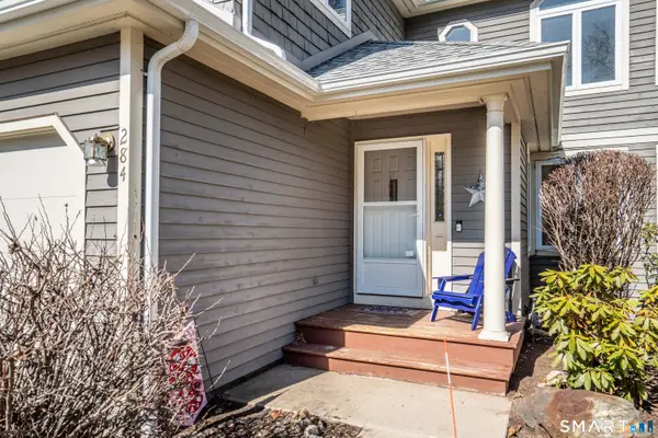 284 Castlewood Drive #284, Bloomfield, CT 06002