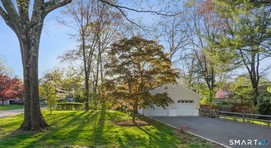 8 Dorset Road, Norwalk, CT 06851 - #3