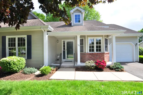 310 Kings Landing #310, Windsor, CT 06095