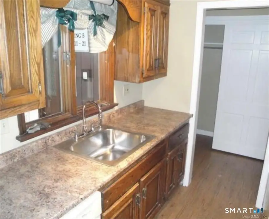 136 Deer Hill Avenue #B12, Danbury, CT 06810 - #3