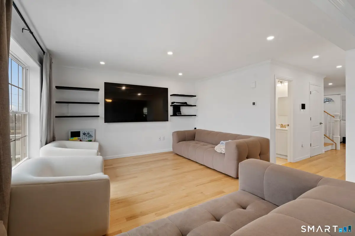 156 Dayton Road, Bridgeport, CT 06606 - #1