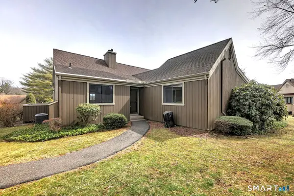 132 Bison Lane #B, Stratford, CT 06614