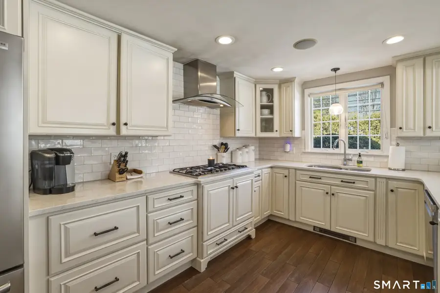 4 Wyndwood Road, West Hartford, CT 06107 - #2