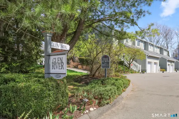 105 Glen Side #105, Wilton, CT 06897