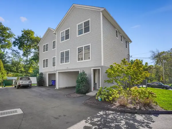 118 Berwick Avenue #118, Fairfield, CT 06825