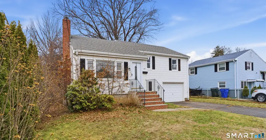 22 Crocker Avenue, West Hartford, CT 06110 - #3