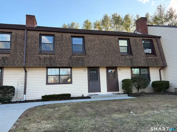 7 Homestead Lane #7, Brookfield, CT 06804