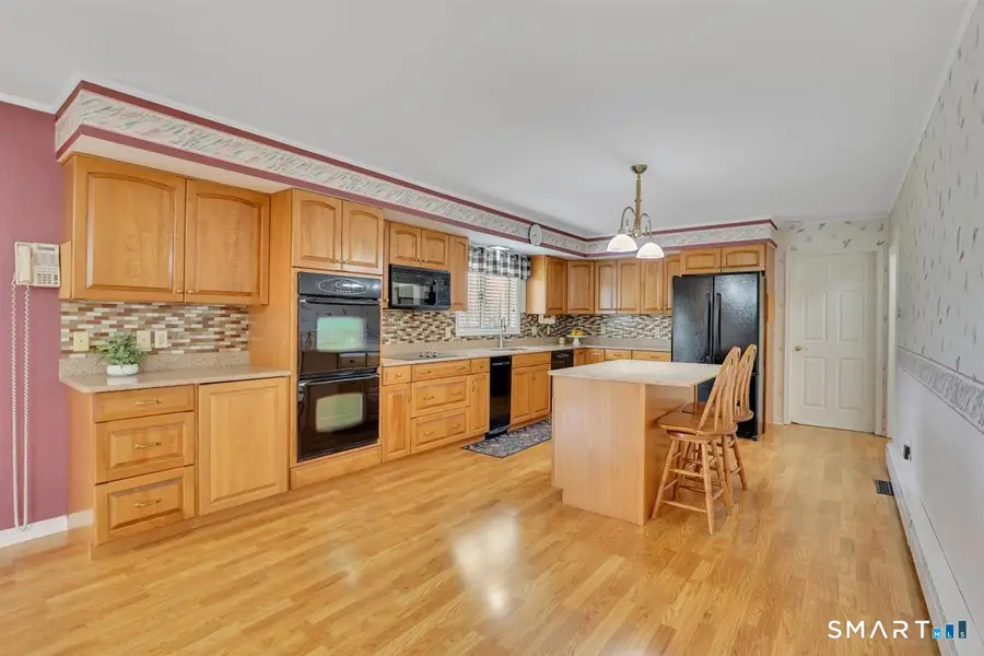 21 Hidden Pond Drive, Watertown, CT 06795 - #2