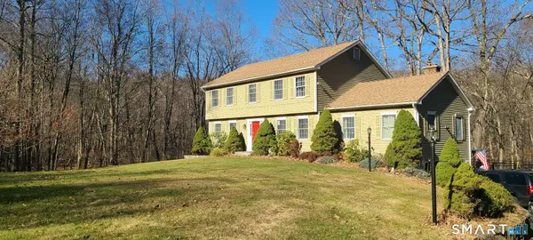 4 Alexandra Drive, New Fairfield, CT 06812