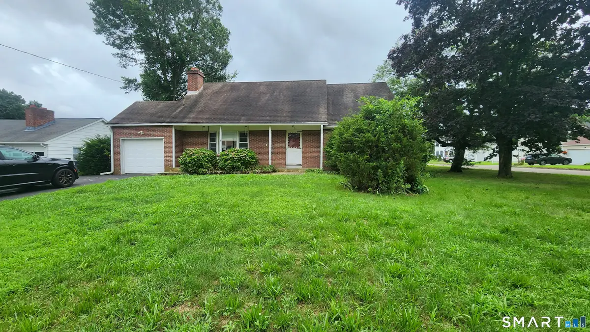 16 Raymond Road, Woodbridge, CT 06525 - #1