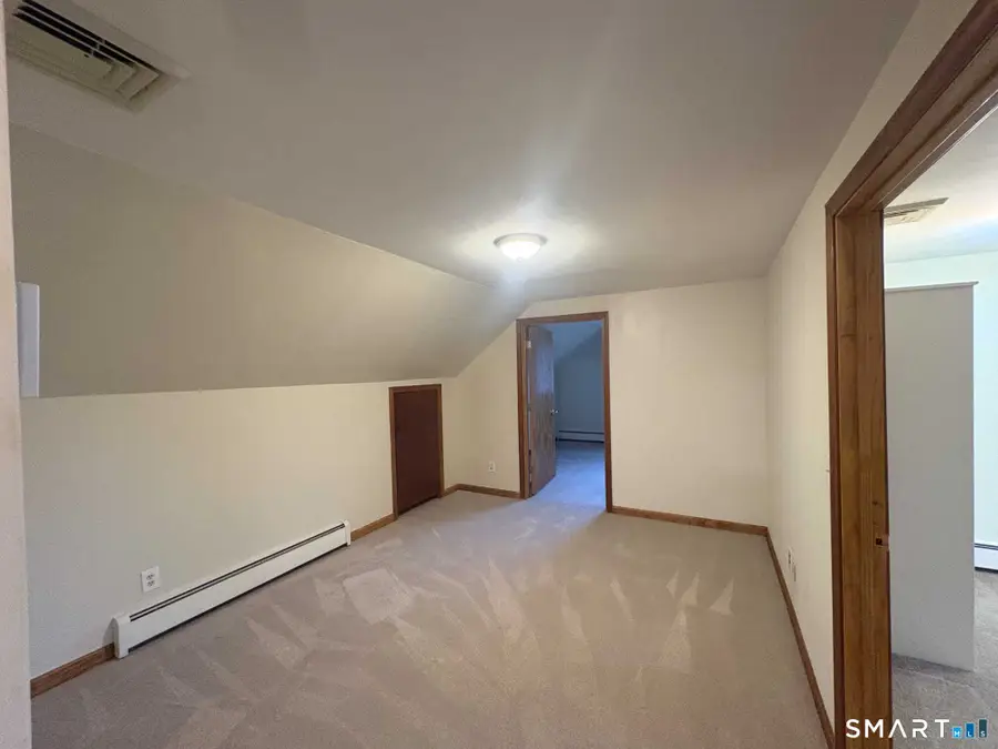 16 Raymond Road, Woodbridge, CT 06525 - #3