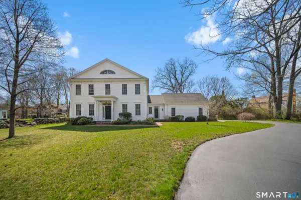 1 Coles Court, Norwich, CT 06360