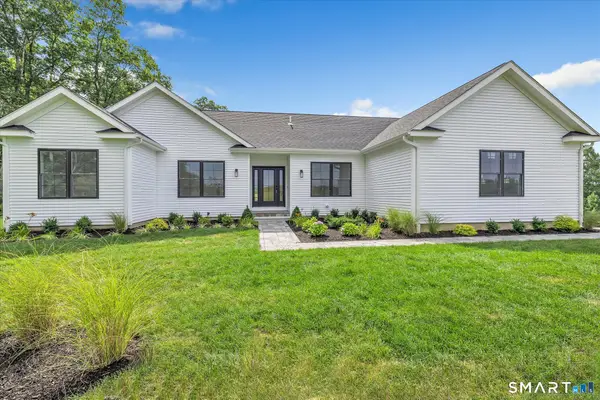 20 Hunting Ridge Road, Middlebury, CT 06762