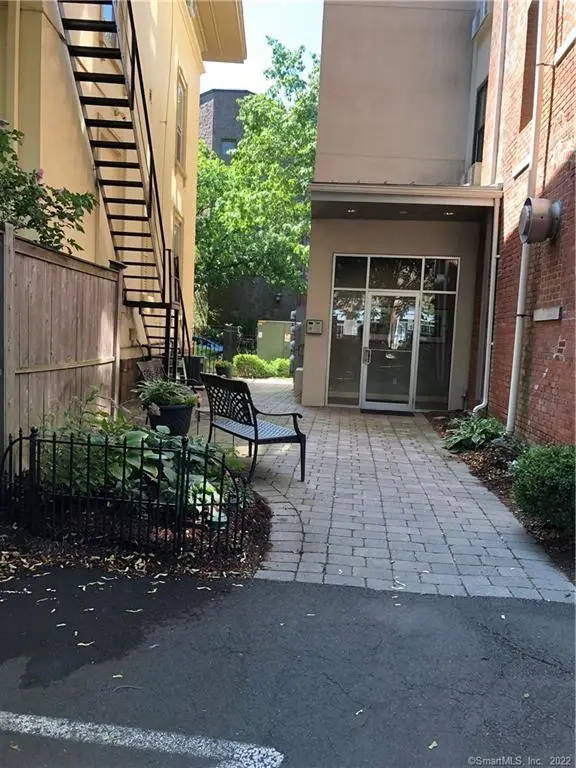 629 Chapel Street #2B, New Haven, CT 06511 - #1