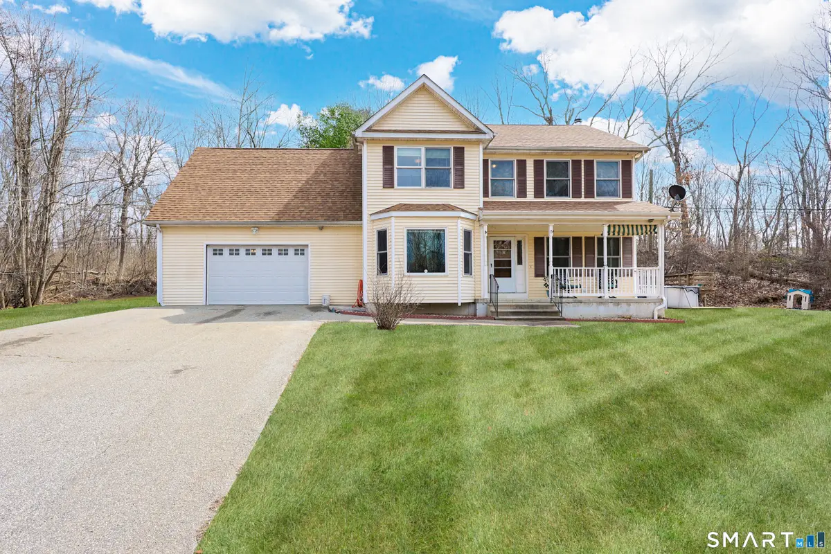 18 Bob White Way, Moosup, CT 06354 - #1