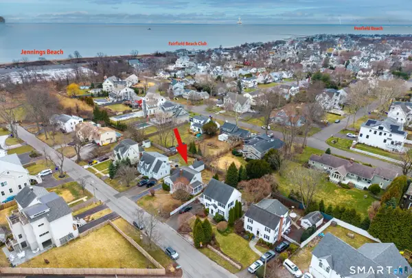 20 Benson Place, Fairfield, CT 06824