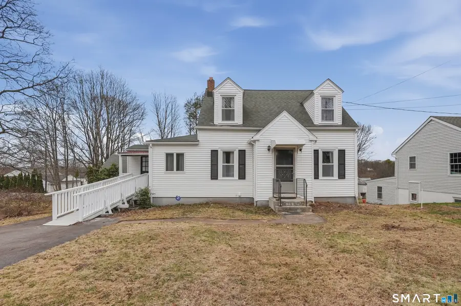 101 Ridgefield Street, Meriden, CT 06450 - #3