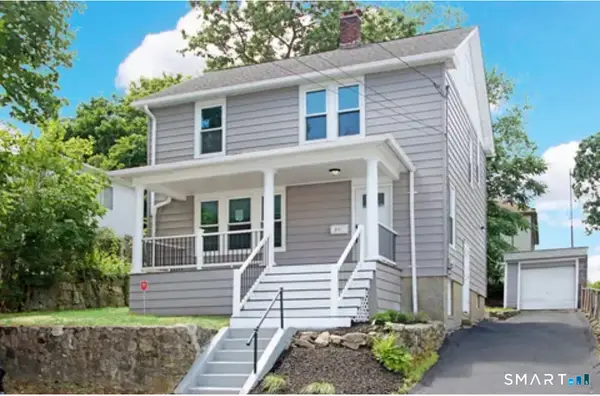 217 Ledgeside Avenue, Waterbury, CT 06708