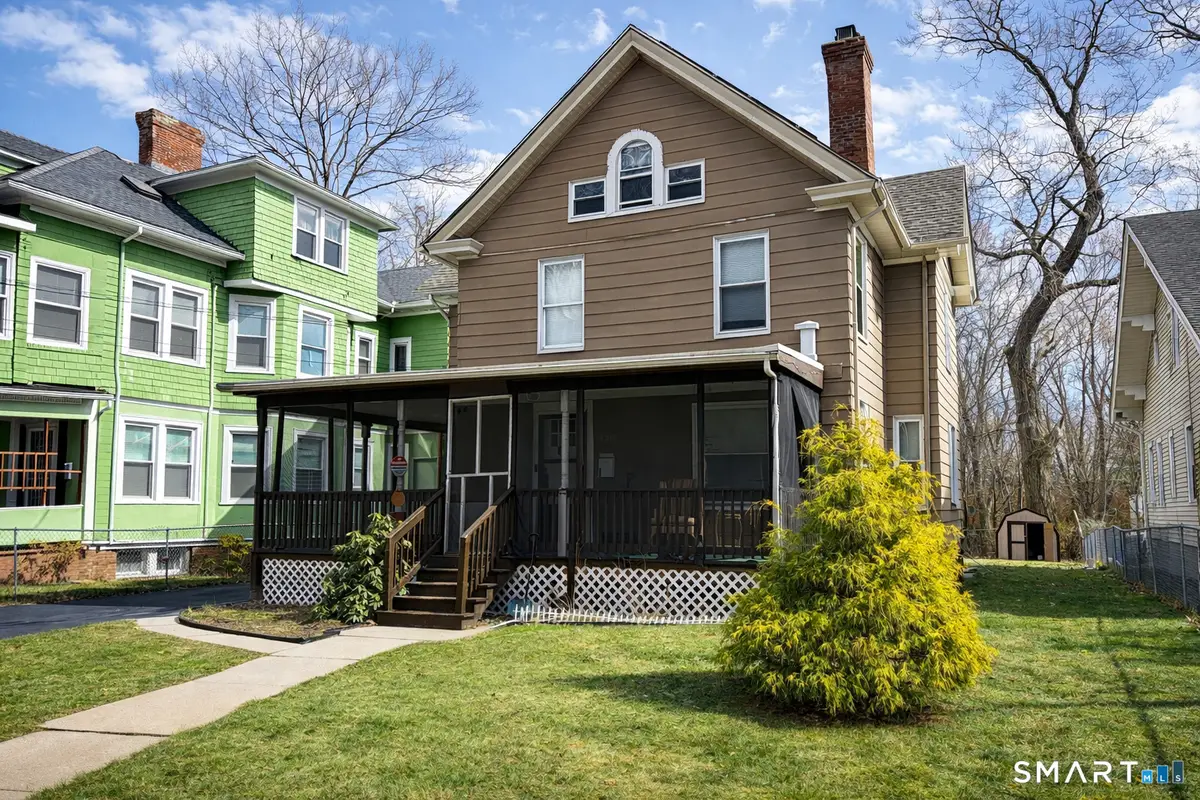 382 Vine Street, Hartford, CT 06112 - #1