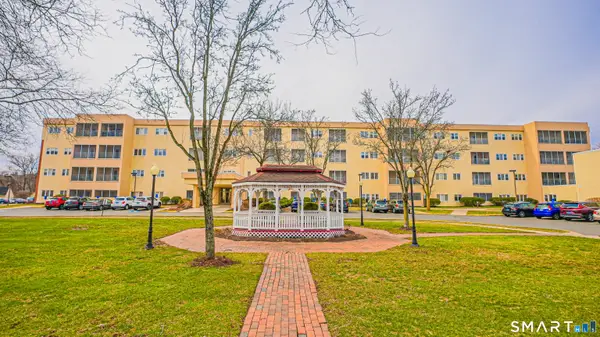 75 Washington Avenue #2-105, Hamden, CT 06518